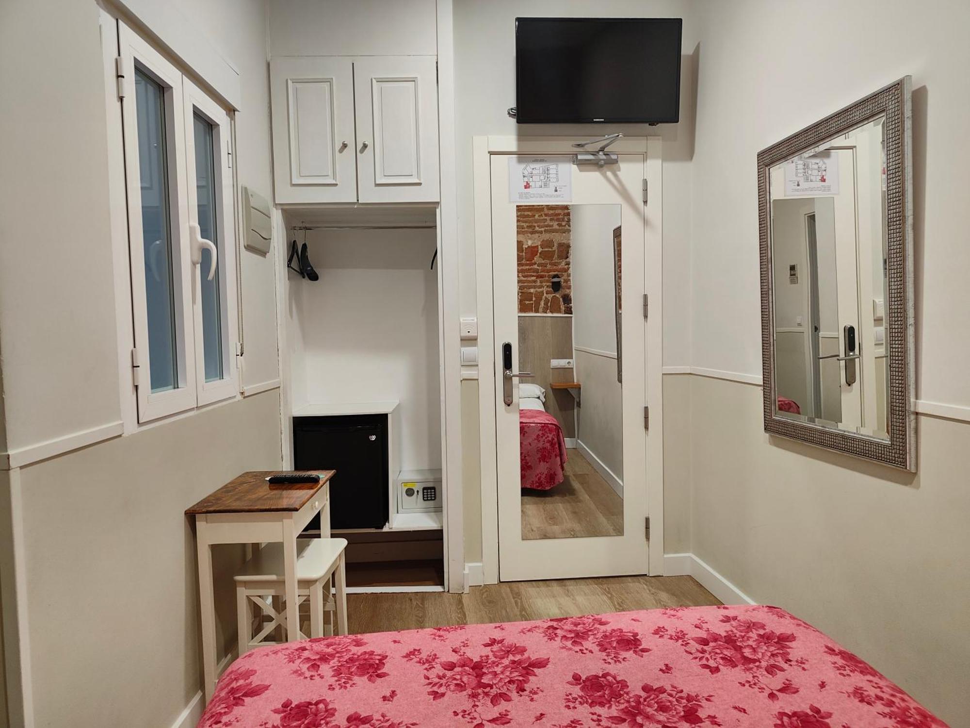 Guest house Hostal Madrid 3*