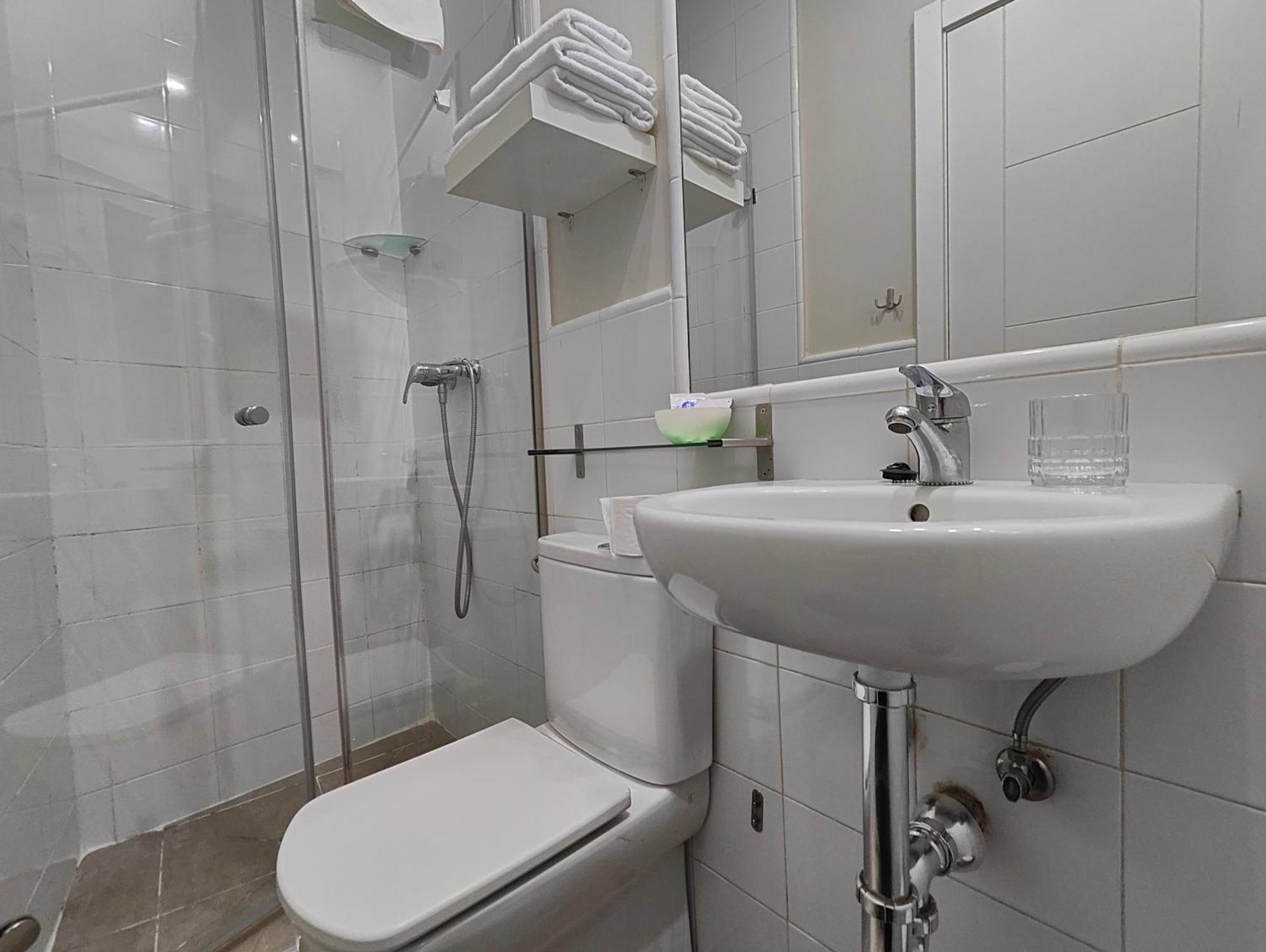 Hostal Madrid Gasthuis 3*