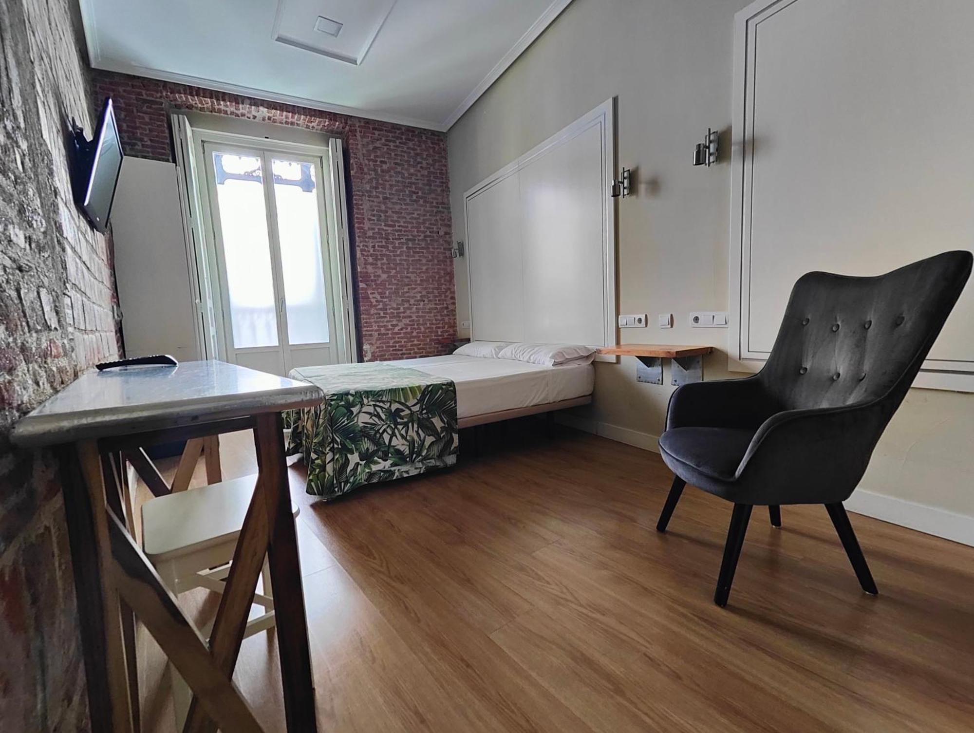 Hostal Madrid Guest house