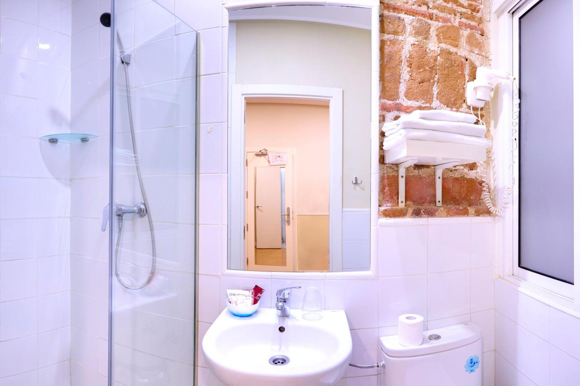 Guest house Hostal Madrid