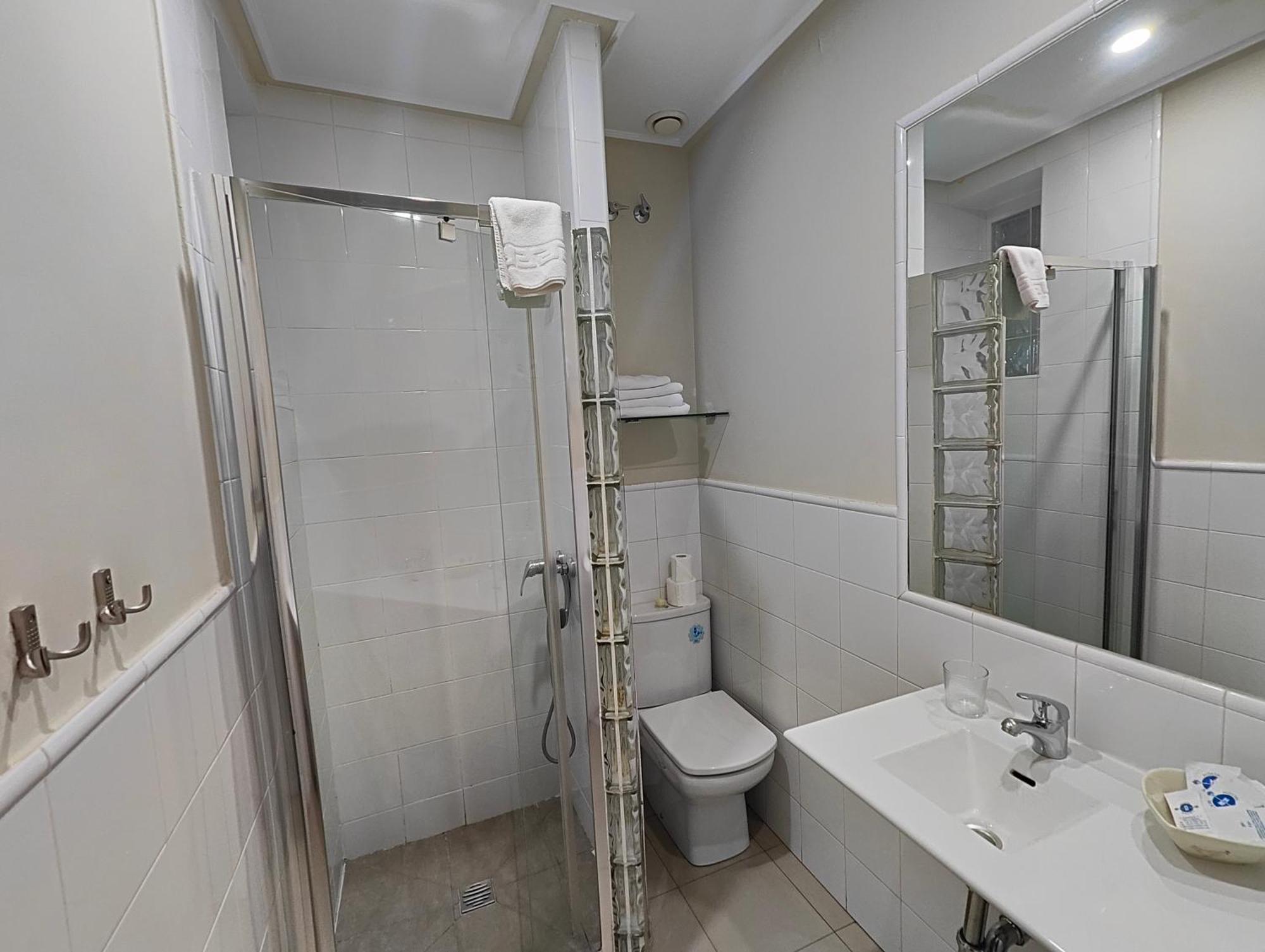 Guest house Hostal Madrid 3*