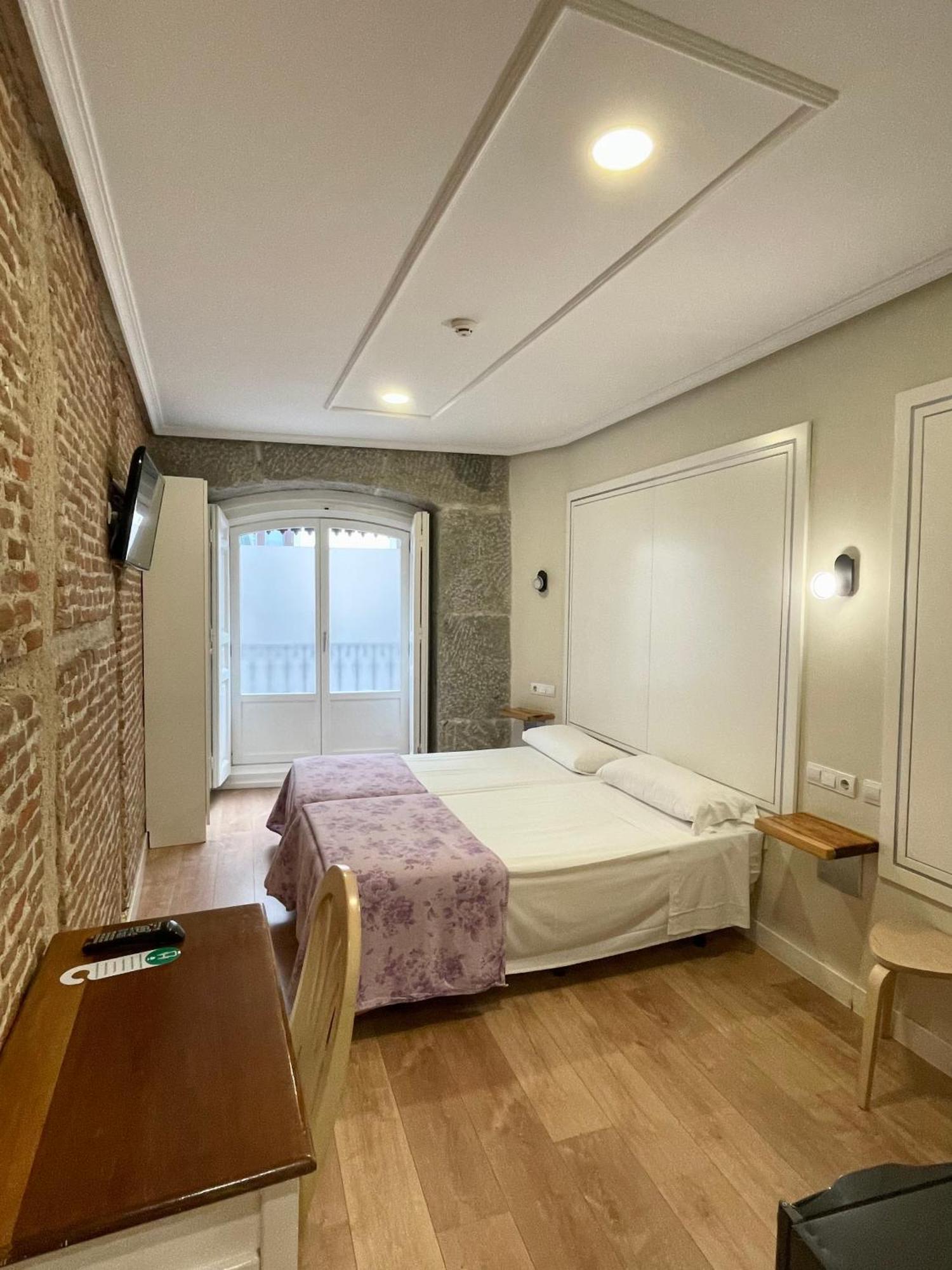 Hostal Madrid Guest house