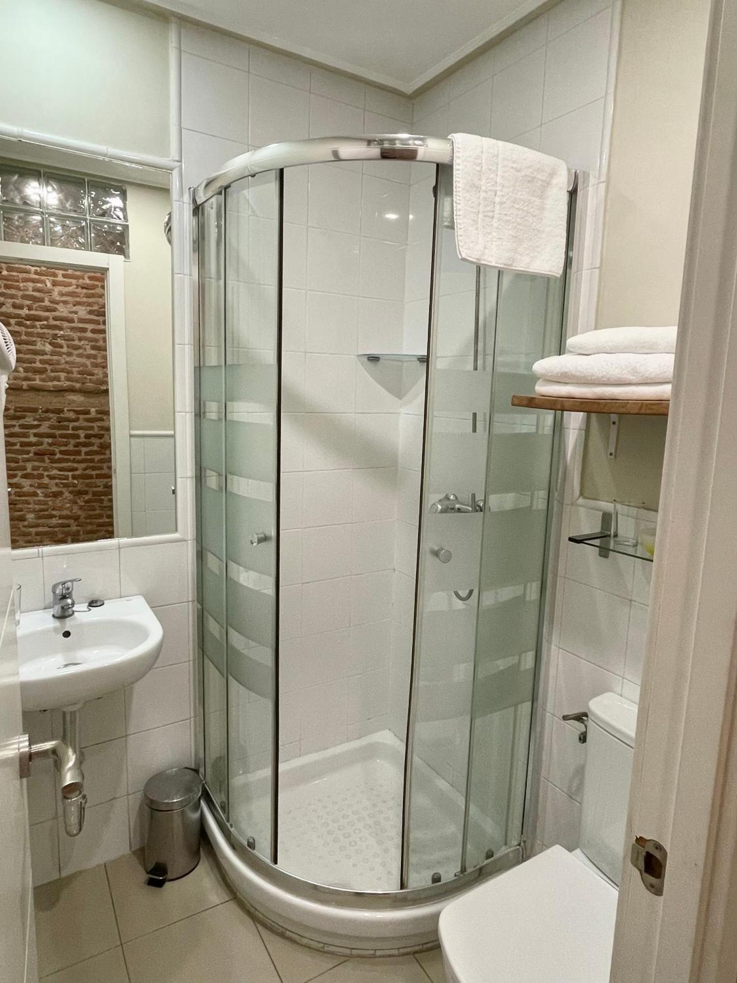 Guest house Hostal Madrid Madrid